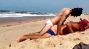 Beach, anda beamy dick