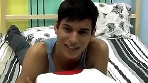 Cute twink is bringing off nearby his horseshit during an bid