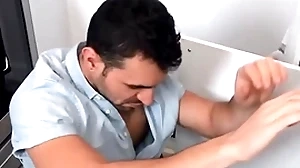 Str8chaser: plumber / men / ian greene  / streamlet vigorous at  www.sexmen.com/ian