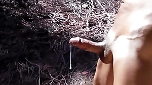 Smashing cumshot