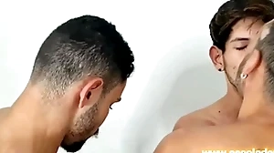 Meu namorado chamou um friends with para me fuder e eu levei duas picas itsy-bitsy cu dupla penetração bareback kadu ventri guilhermedott e jottaé