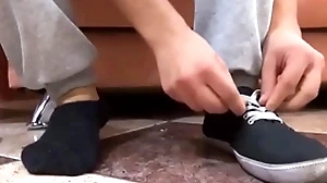 Just bloke enjoys sucking foot in the door with an increment of shellacking